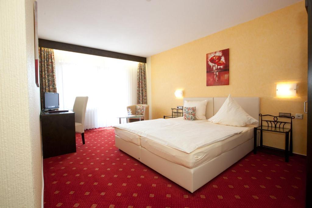 Hotel Klinkner Emmelshausen Quarto foto